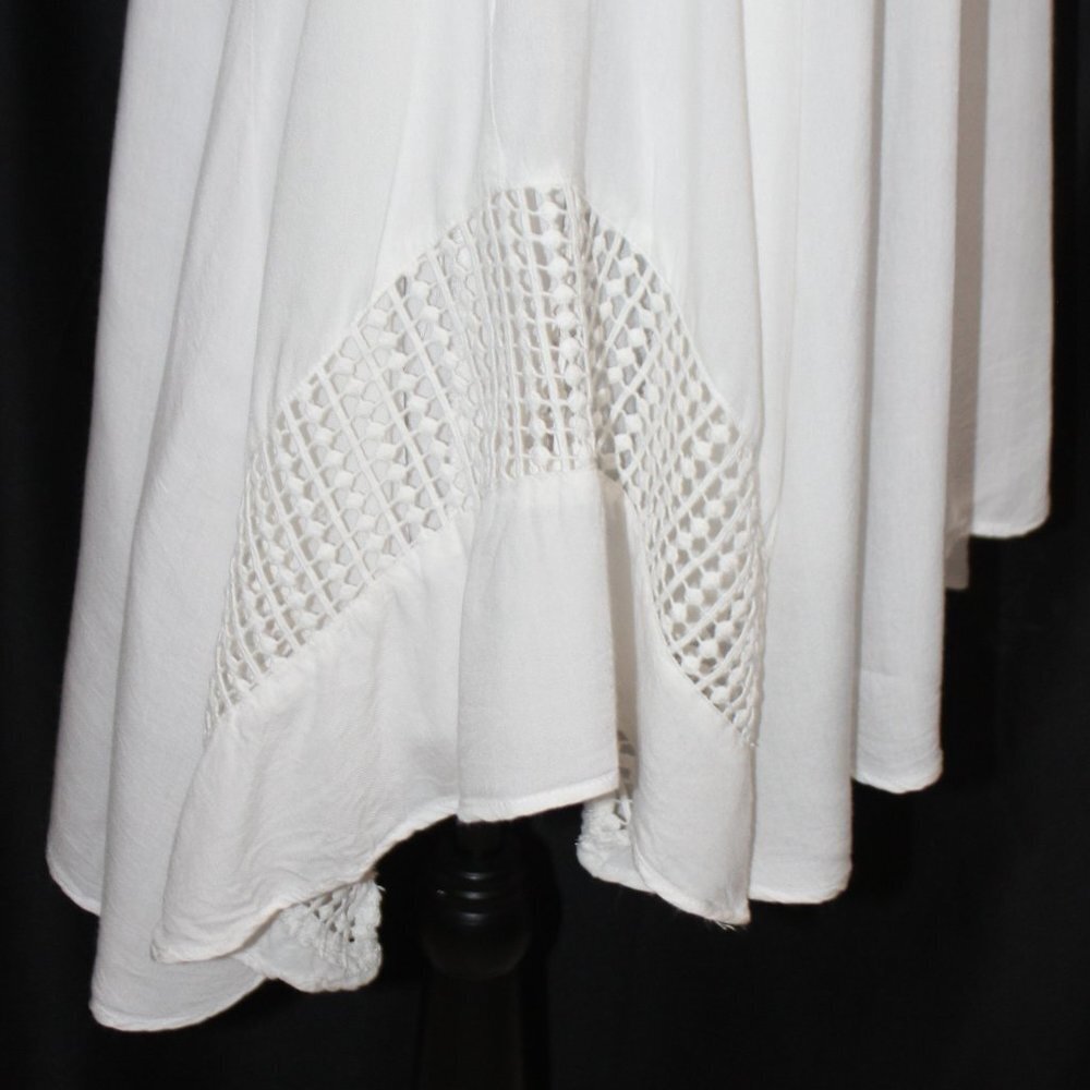 California Moonrise White Cami Top - Picture 4 of 12